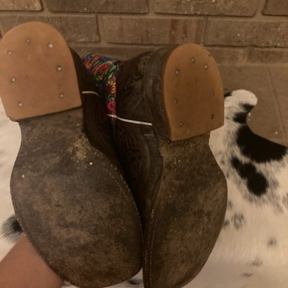 Floral Tooled Cowgirl Boots - Picture 2 of 4